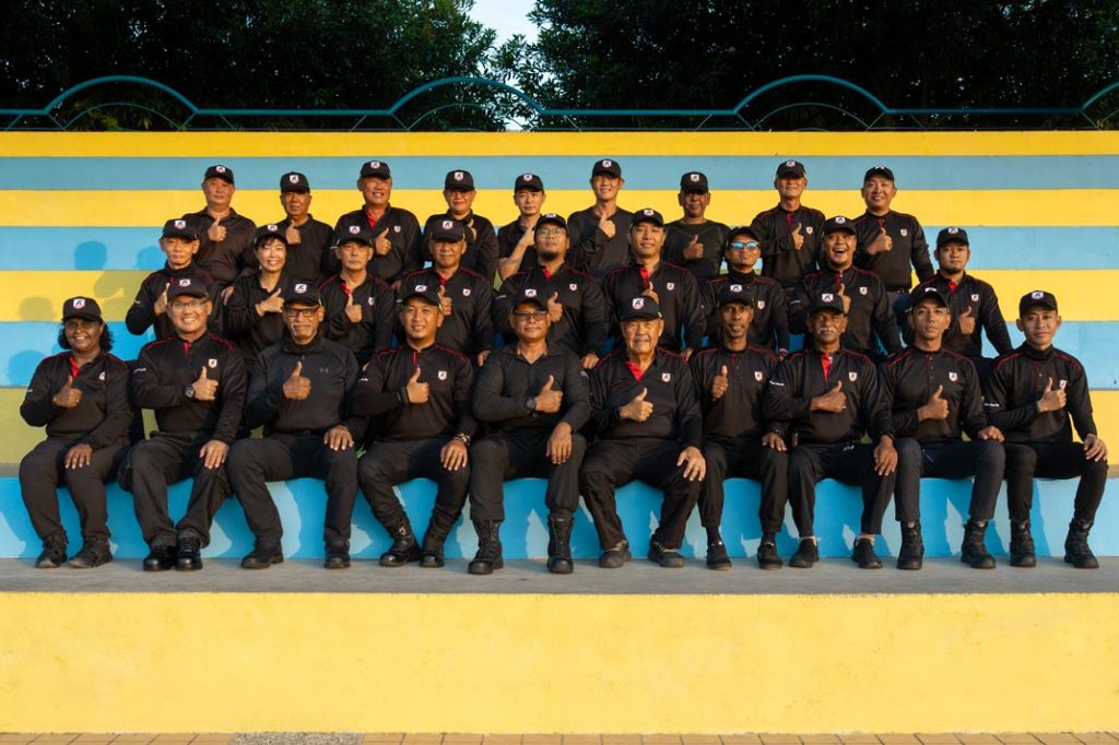 company-group-photo-2